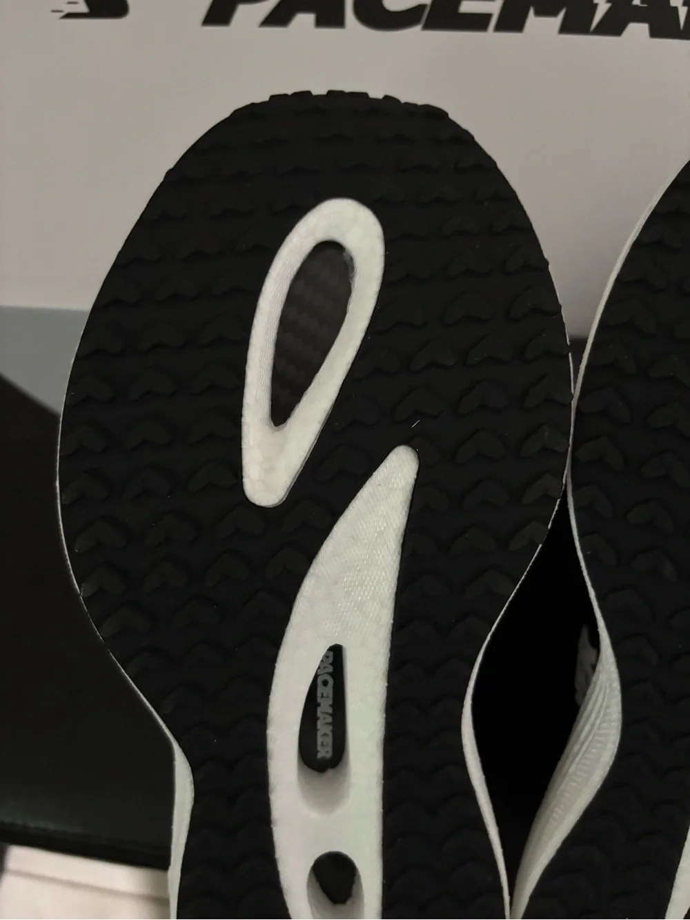 👟Pacemaker Women’s Lace up Black and White Sneakers Size 8 - BRAND NEW 🆕